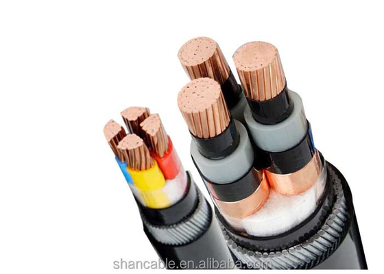 الصين كابل الهالوجين منخفض الدخان بطول 100 قدم مع سمك سترة 0.8 ملم ومقياس موصل 18AWG المزود
